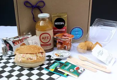 Caja desayuno para dos — entrega a domicilio Santiago